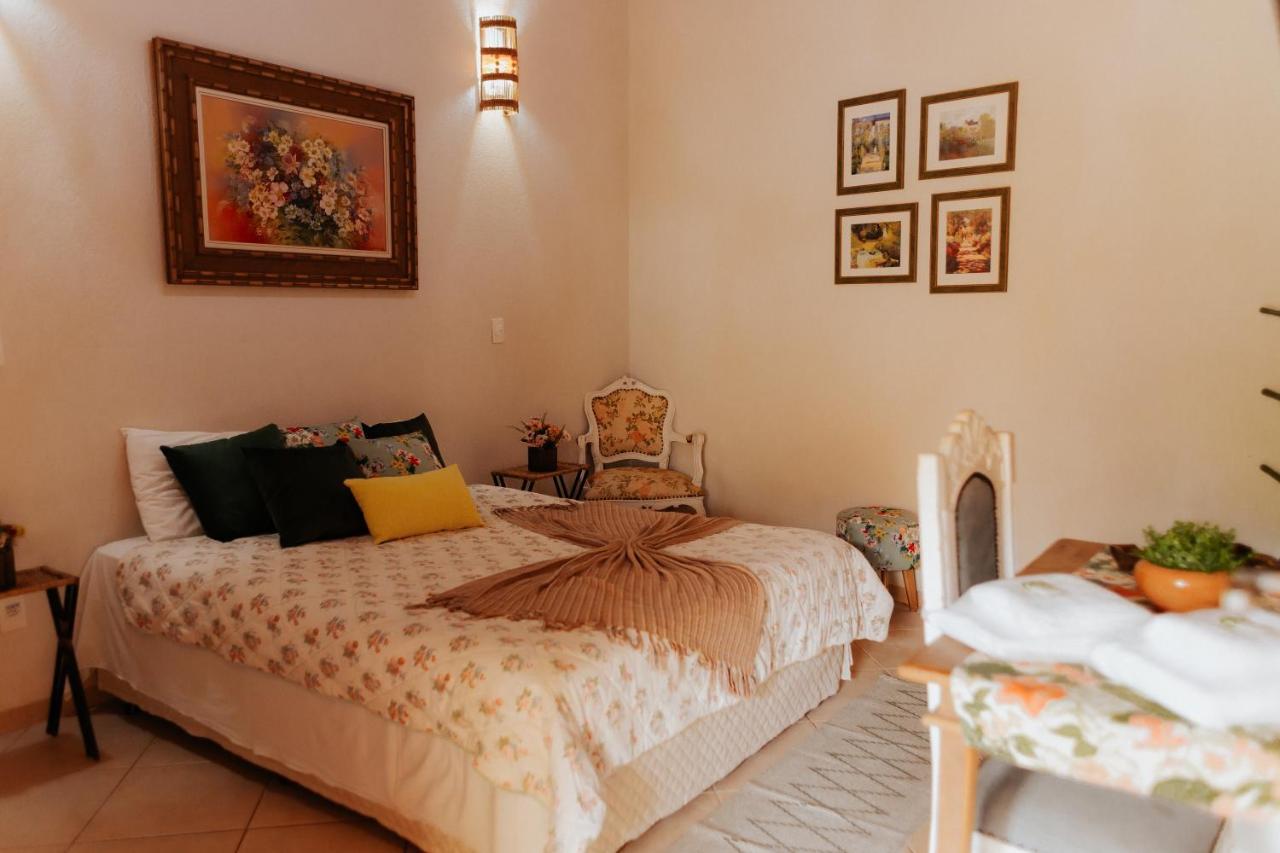 Hotel Pousada Chale Das Flores Sertãozinho 외부 사진