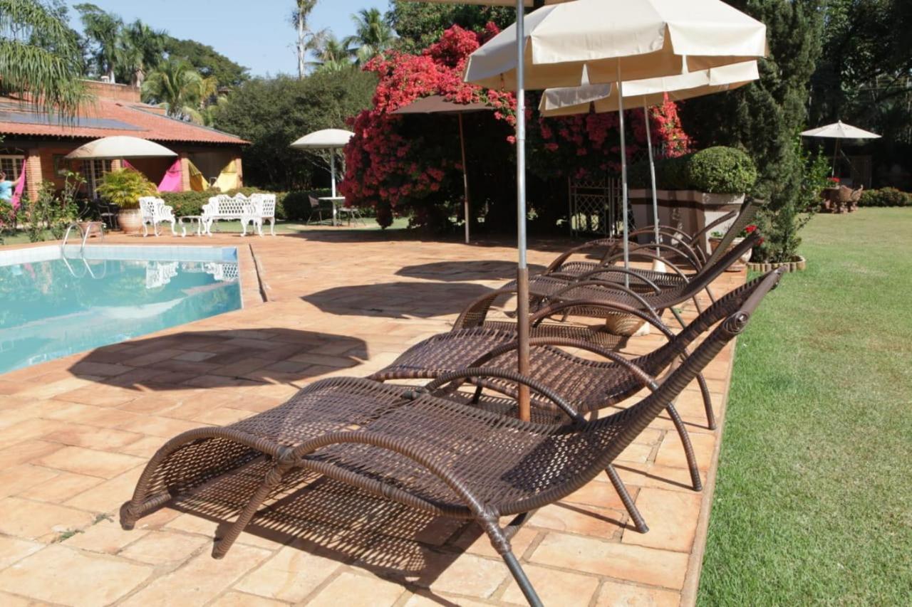 Hotel Pousada Chale Das Flores Sertãozinho 외부 사진