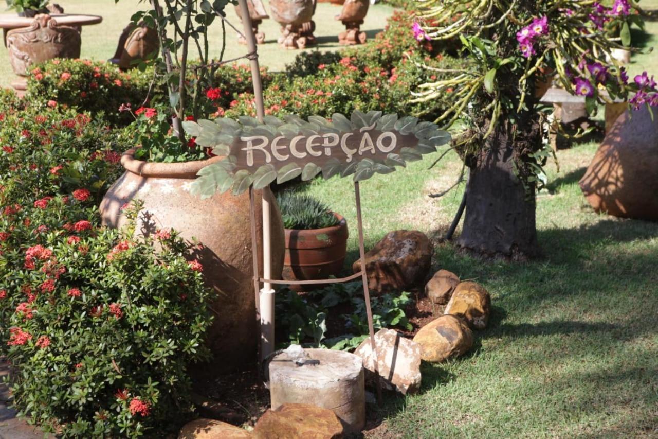 Hotel Pousada Chale Das Flores Sertãozinho 외부 사진