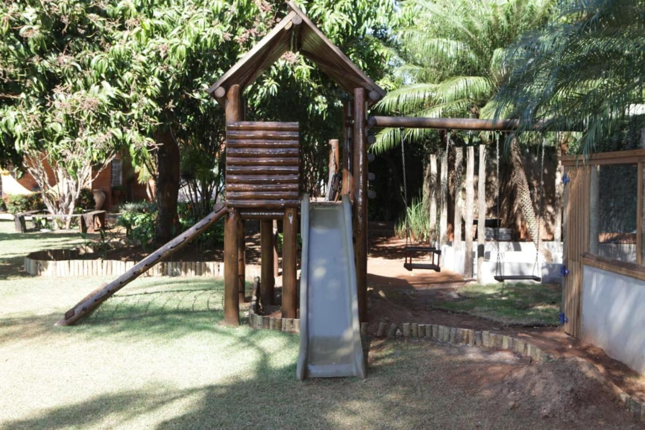 Hotel Pousada Chale Das Flores Sertãozinho 외부 사진