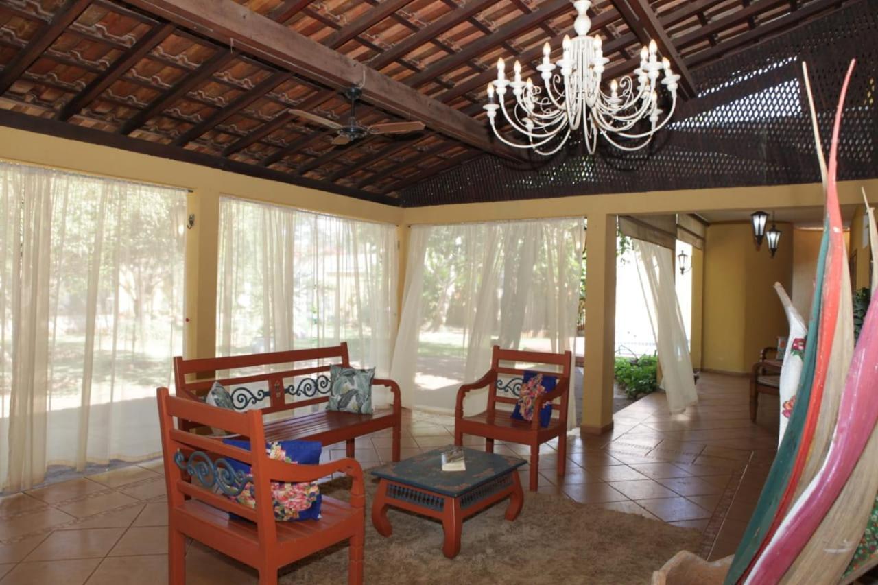 Hotel Pousada Chale Das Flores Sertãozinho 외부 사진